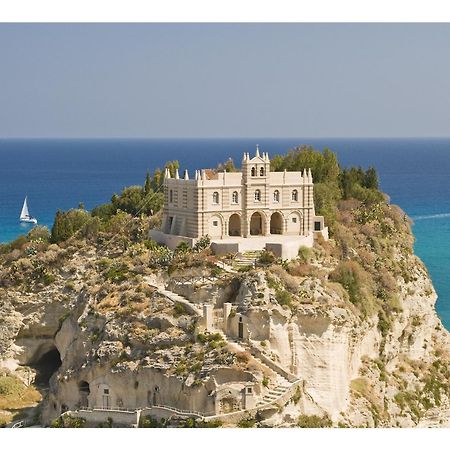 Accommodetion "Mare Grande" Тропея Экстерьер фото